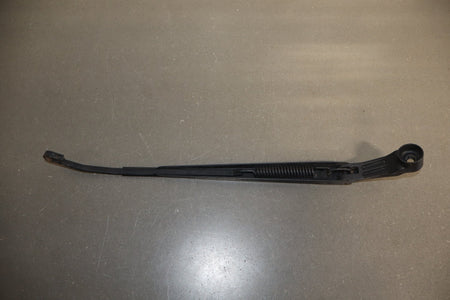 1998-2007 Toyota Land Cruiser Lexus LX470 Wiper Arm Pair