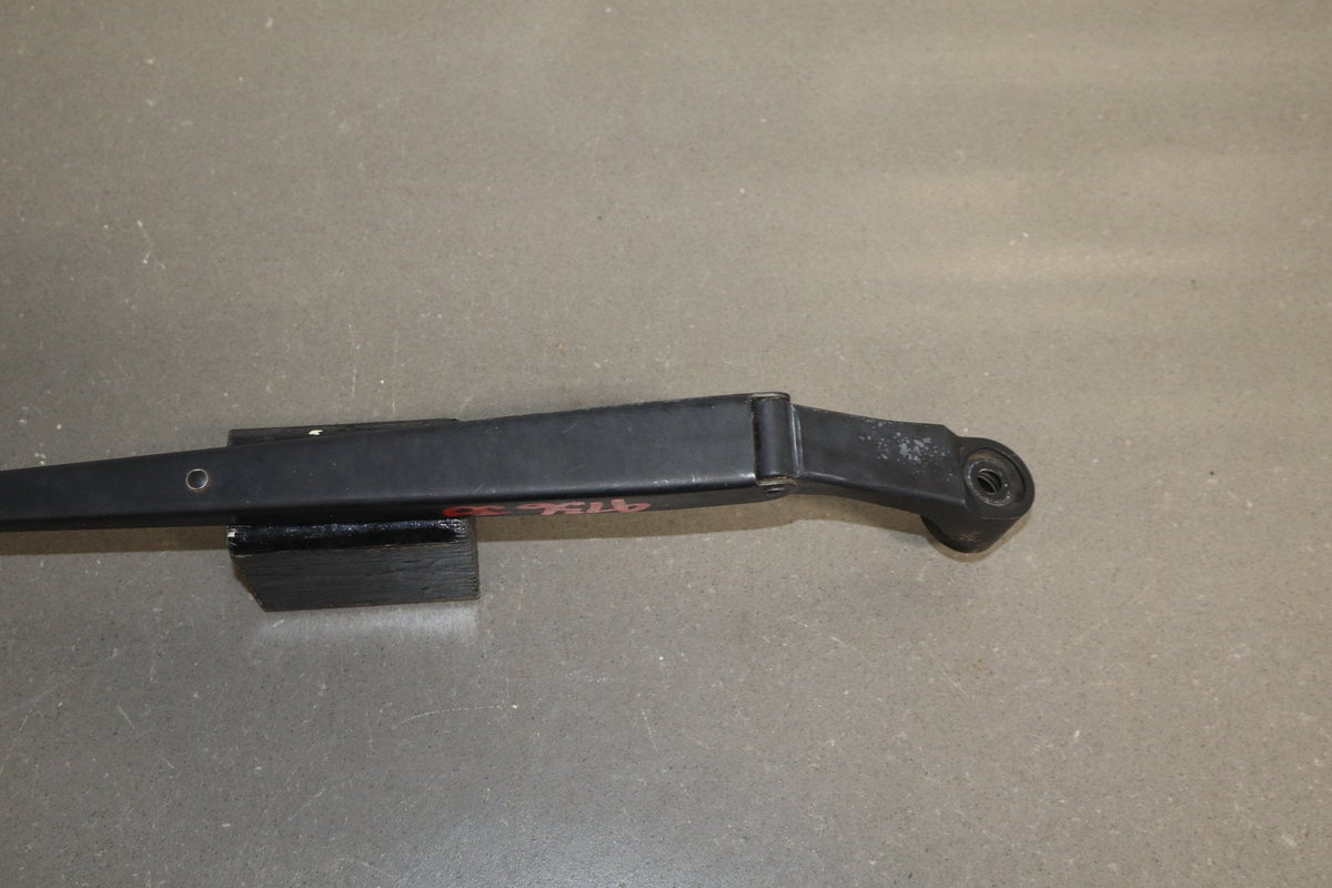 1998-2007 Toyota Land Cruiser Lexus LX470 Wiper Arm Pair