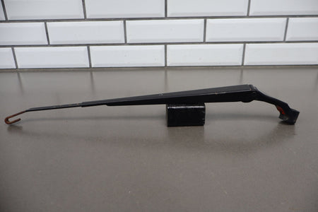 1998-2007 Toyota Land Cruiser Lexus LX470 Wiper Arm Pair