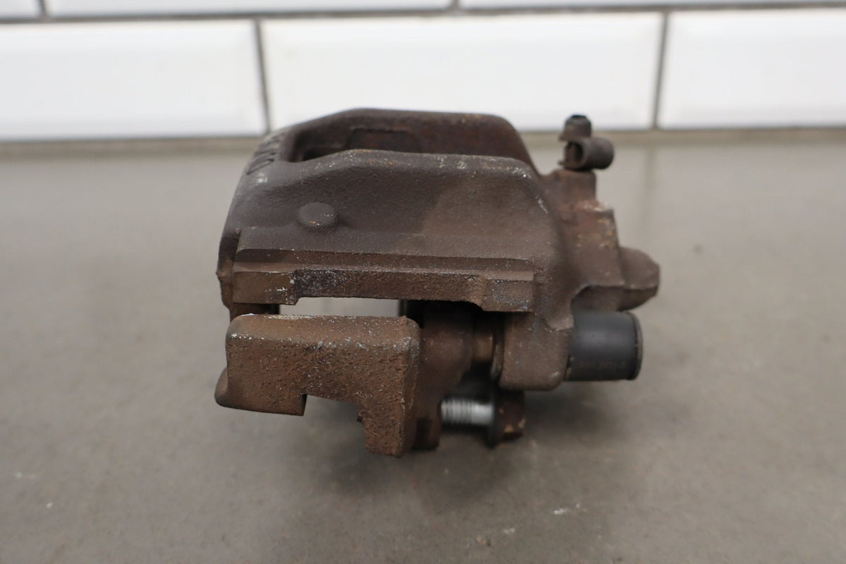 1998 BMW Z3 1.9i Pair - Rear Calipers