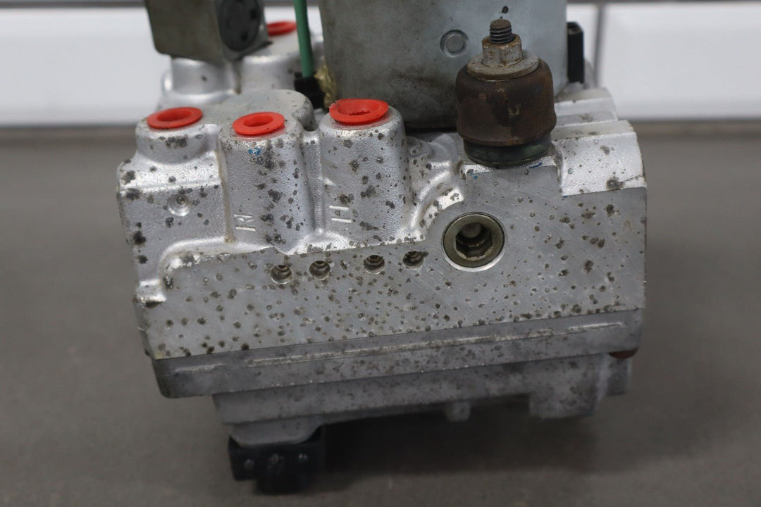 1998 C5 Corvette Anti Lock Brake System Pump & Module *W/O Front ABS*