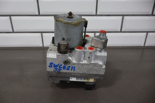 1998 C5 Corvette Anti Lock Brake System Pump & Module *W/O Front ABS*