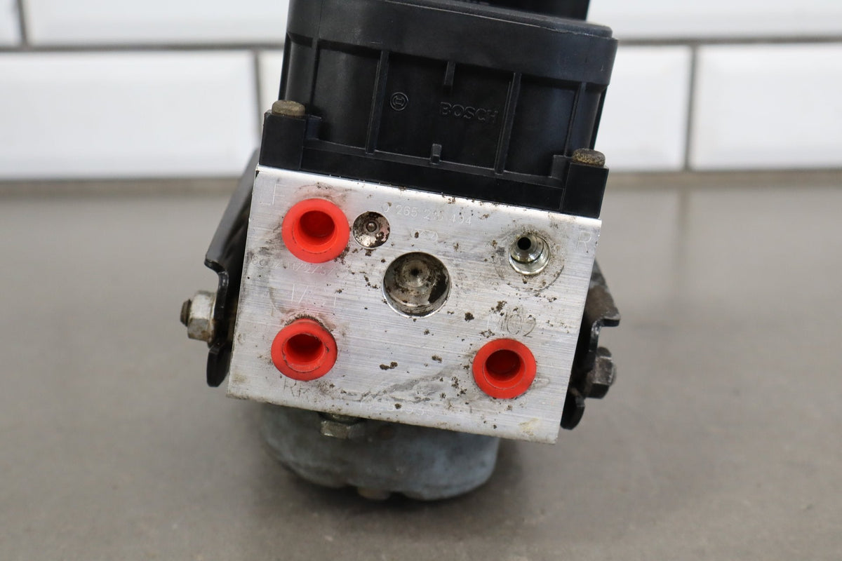 1998 Chevrolet Camaro ABS Brake Unit W/O Traction Control 12453256 OEM