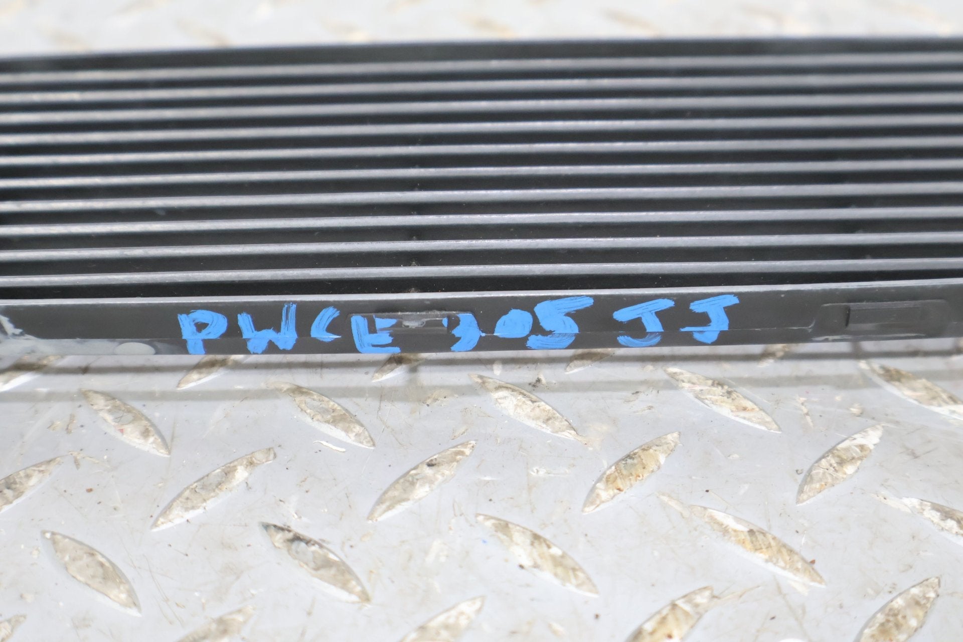 1998 Chevrolet Corvette- Dash Vent