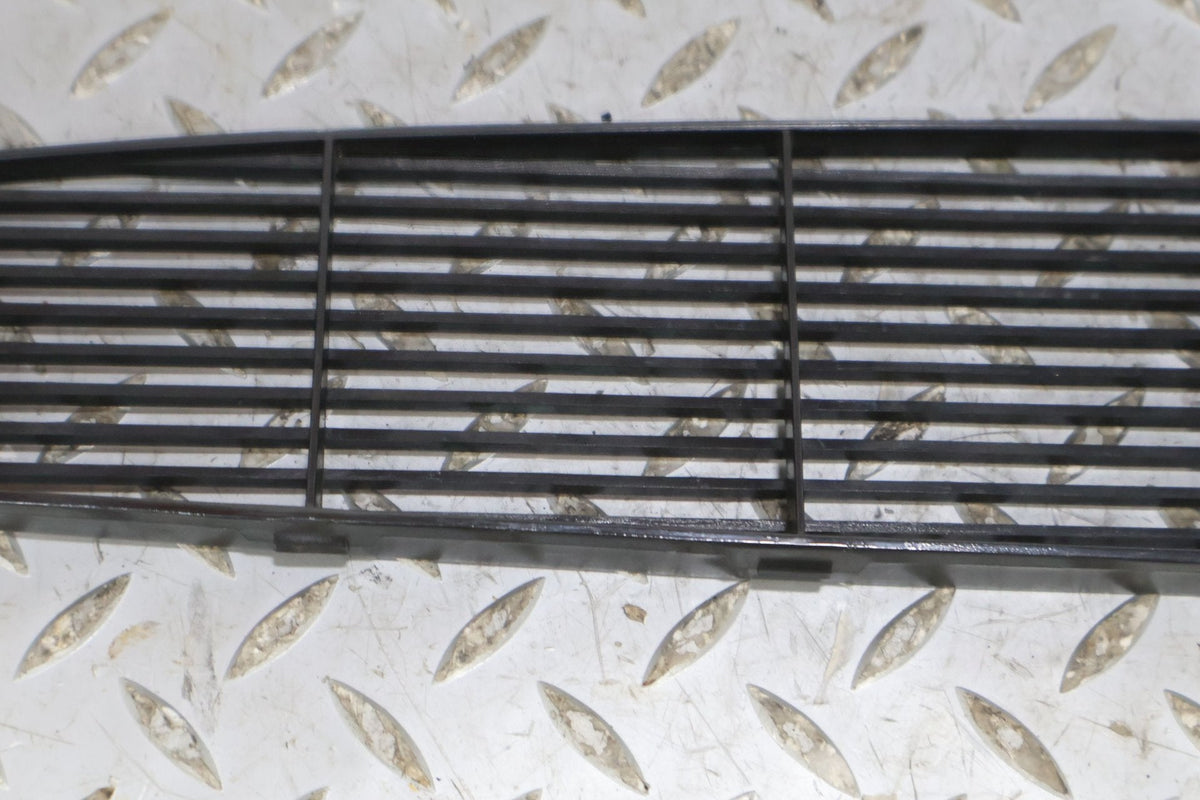 1998 Chevrolet Corvette- Dash Vent