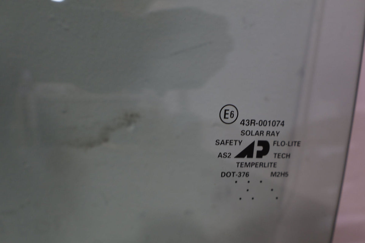 1998 Chevrolet Corvette- FRONT DOOR GLASS/WINDOW