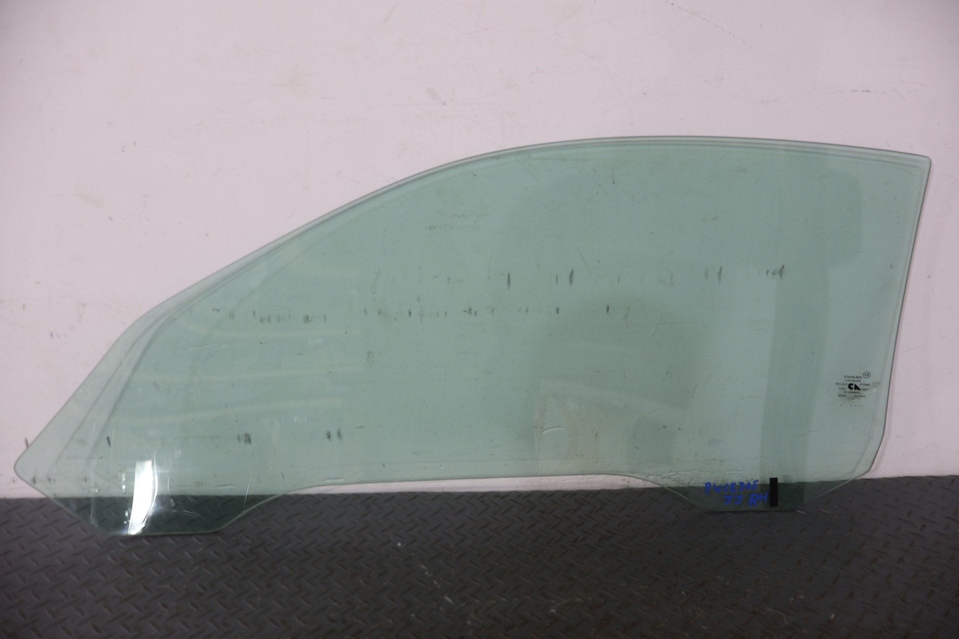 1998 Chevrolet Corvette- Right Front Door Window