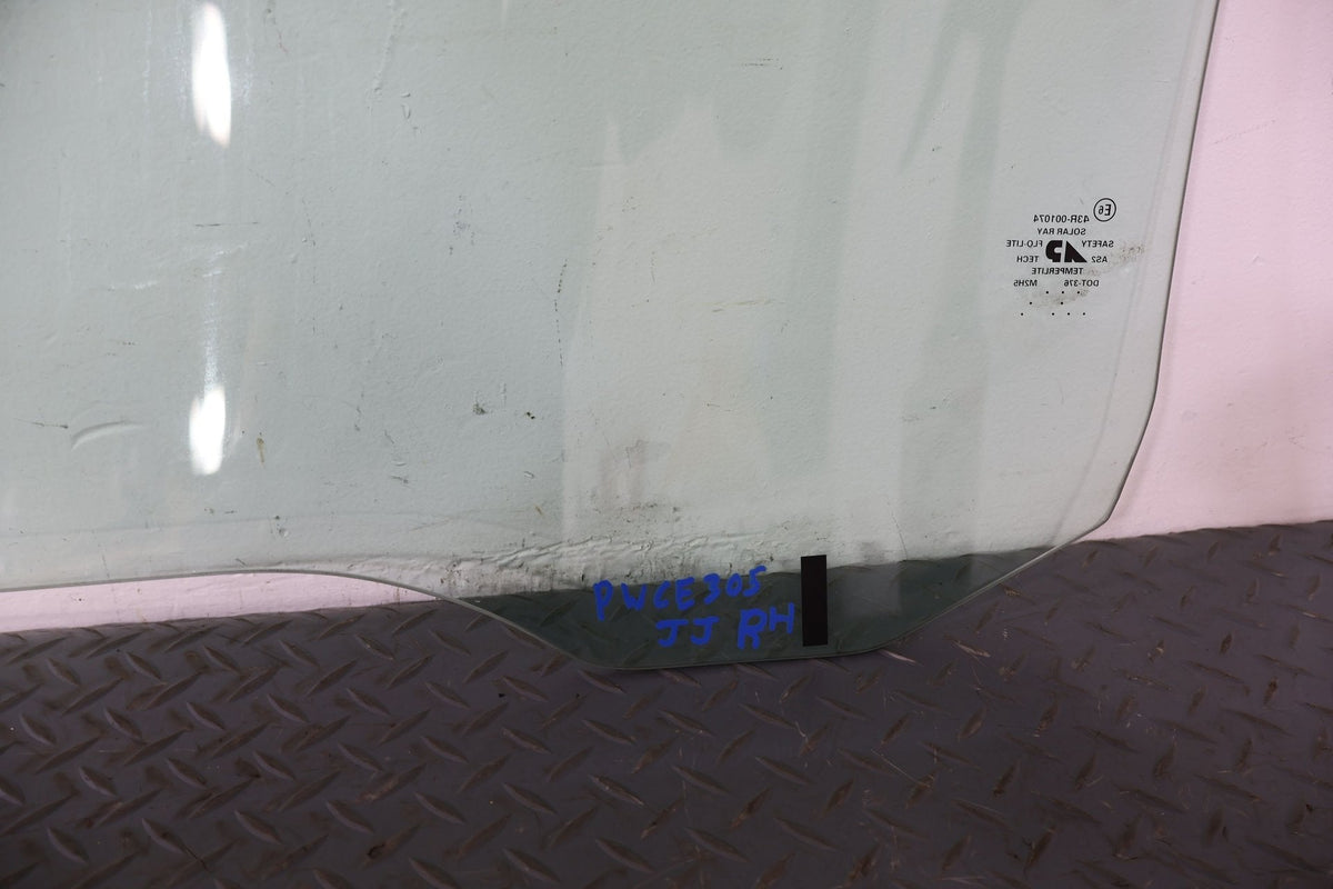 1998 Chevrolet Corvette- Right Front Door Window