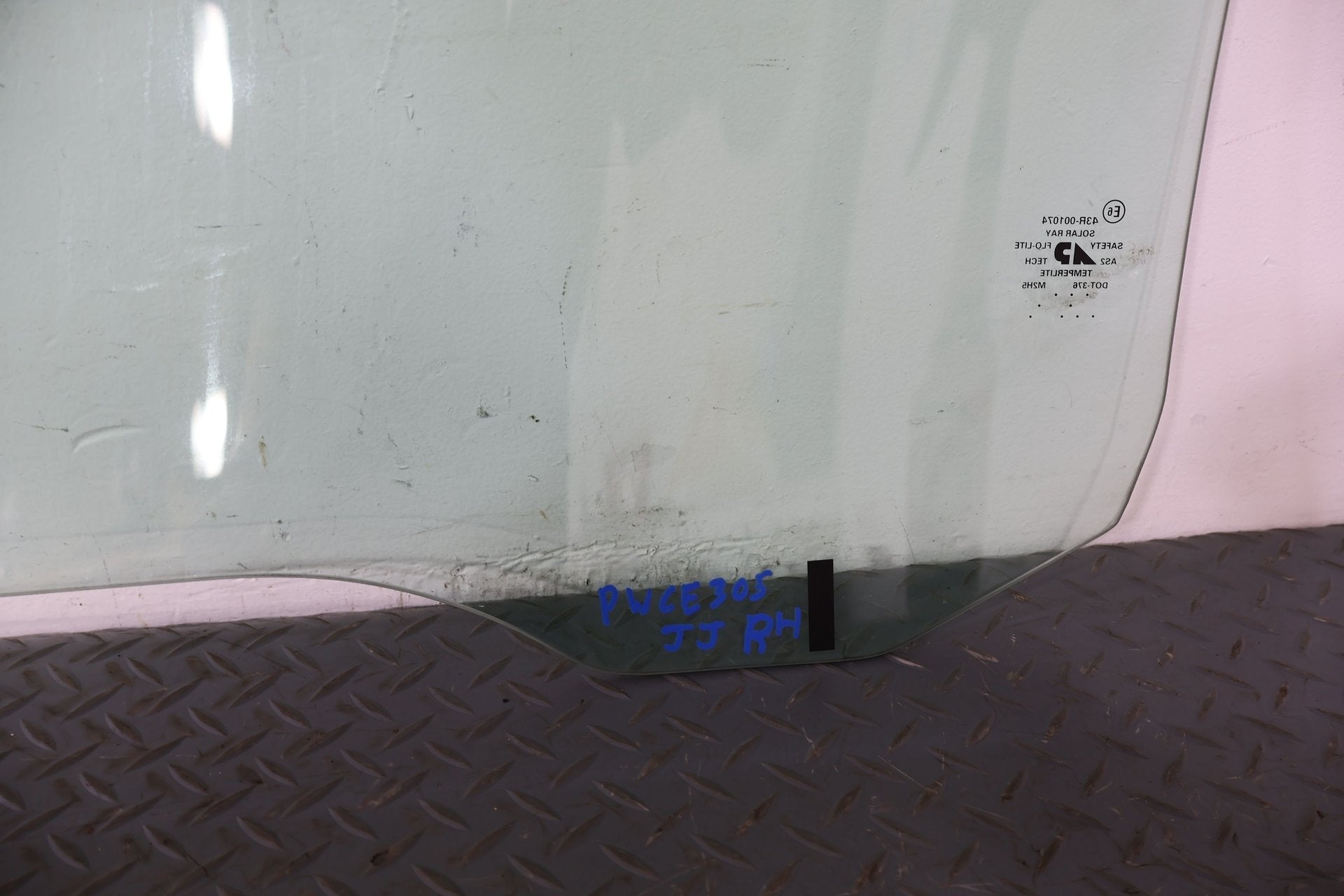 1998 Chevrolet Corvette- Right Front Door Window