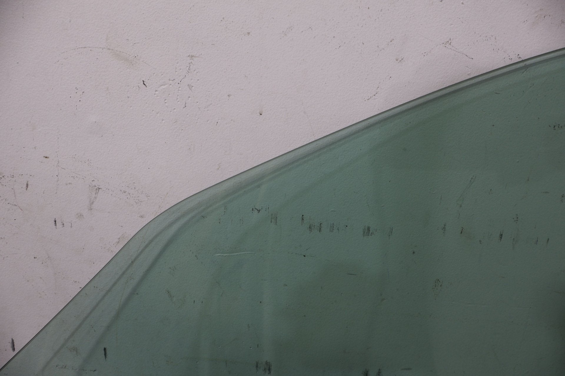 1998 Chevrolet Corvette- Right Front Door Window