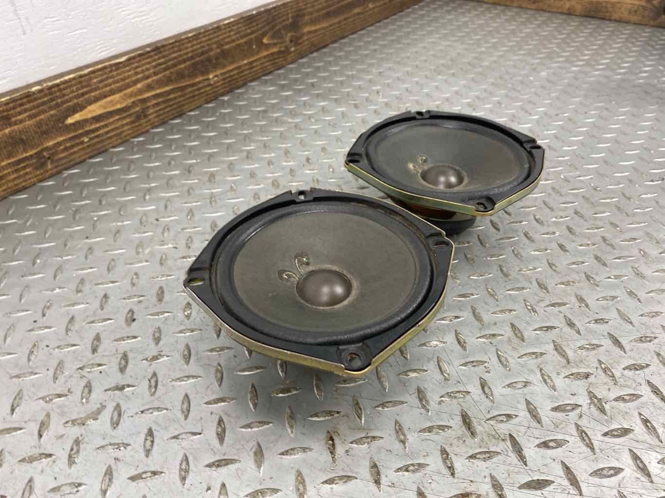 1998 Chevrolet Corvette- Speakers