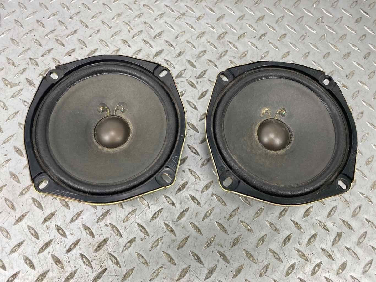 1998 Chevrolet Corvette- Speakers