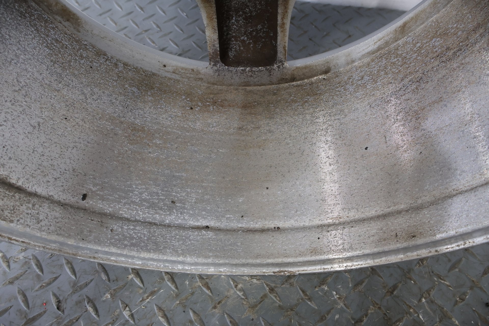 1998 Chevrolet Corvette- Wheel