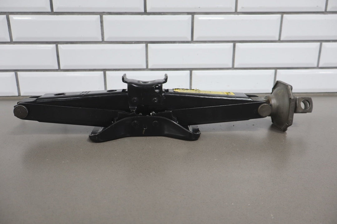 1998 Chevrolet Silverado 3500 GMT400 OBS Jack and Tool Kit OEM