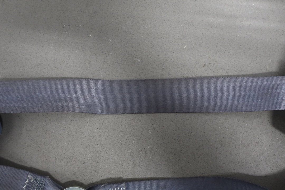 1998 Chevrolet Silverado 3500 Left Front Seat Belt 26