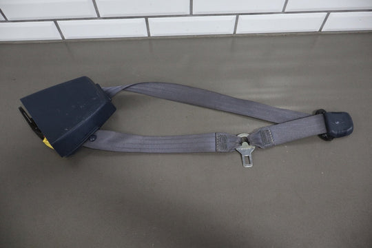 1998 Chevrolet Silverado 3500 Left Front Seat Belt 26