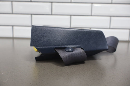 1998 Chevrolet Silverado 3500 Left Front Seat Belt 26