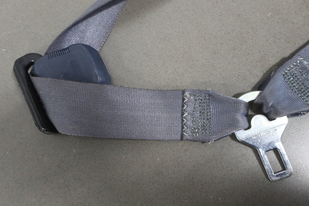 1998 Chevrolet Silverado 3500 Right Front Seat Belt 26