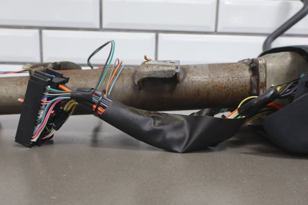 1998 Chevrolet Silverado 3500 Steering Column