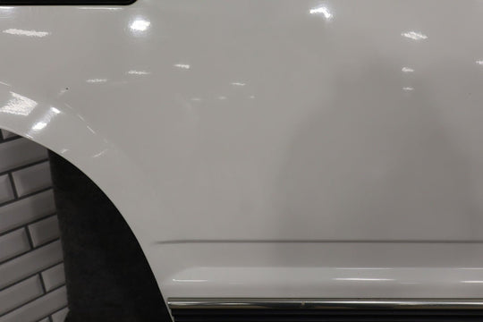 1998 Chevrolet Tahoe Right Rear Door White ( 50U )