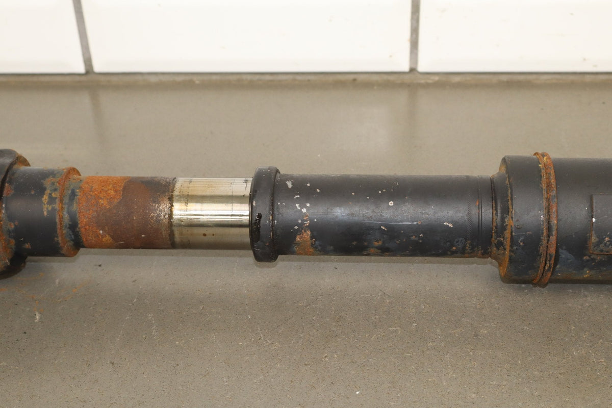 1998 Lexus LX470 J100 4.7L Rear Drive Shaft 371106A610