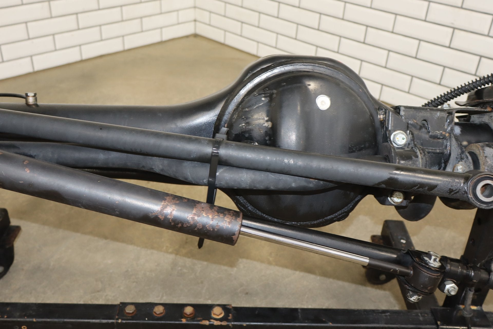 1998 Range Rover 4.6HSE P38 Complete Front Axle Assembly OEM