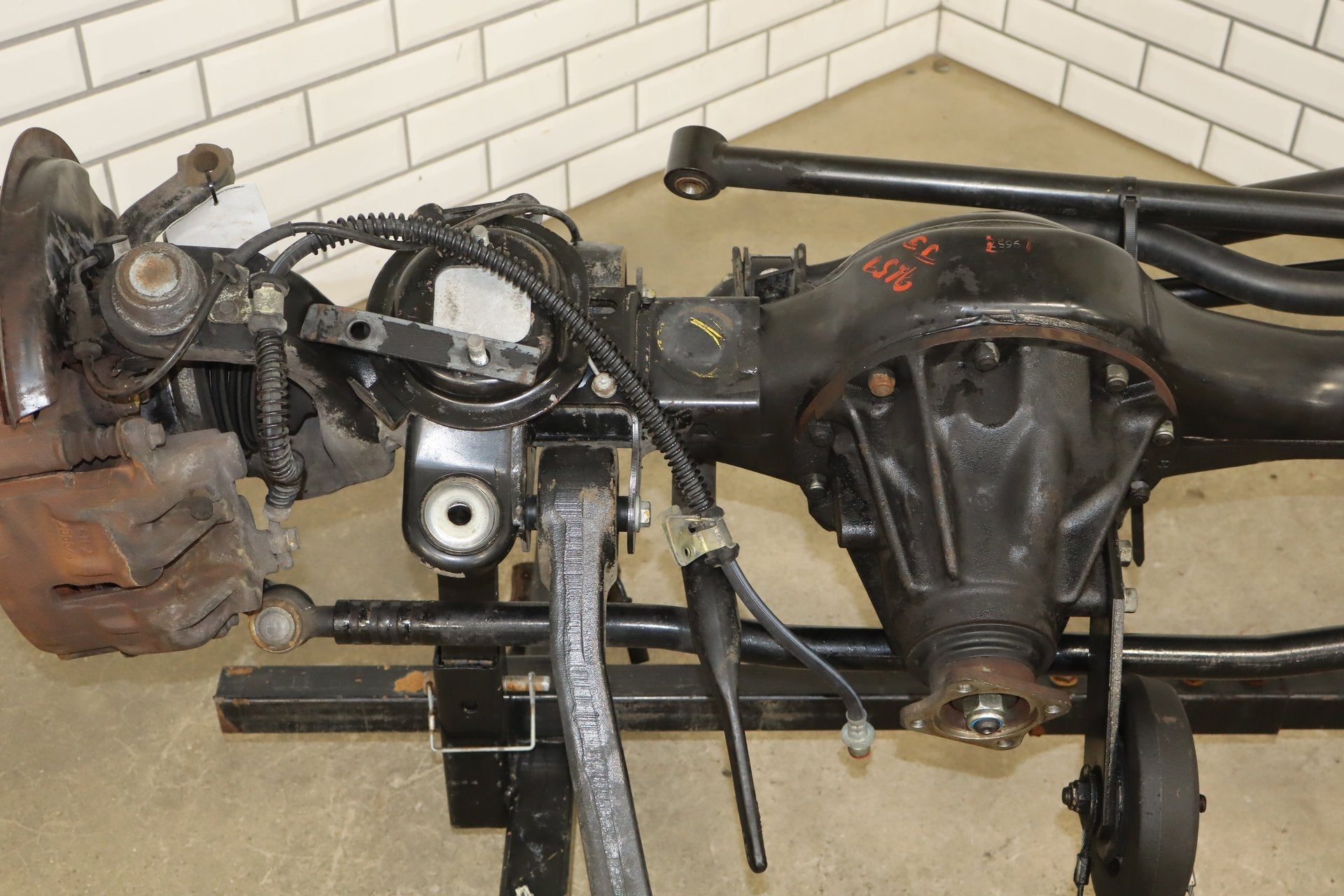 1998 Range Rover 4.6HSE P38 Complete Front Axle Assembly OEM