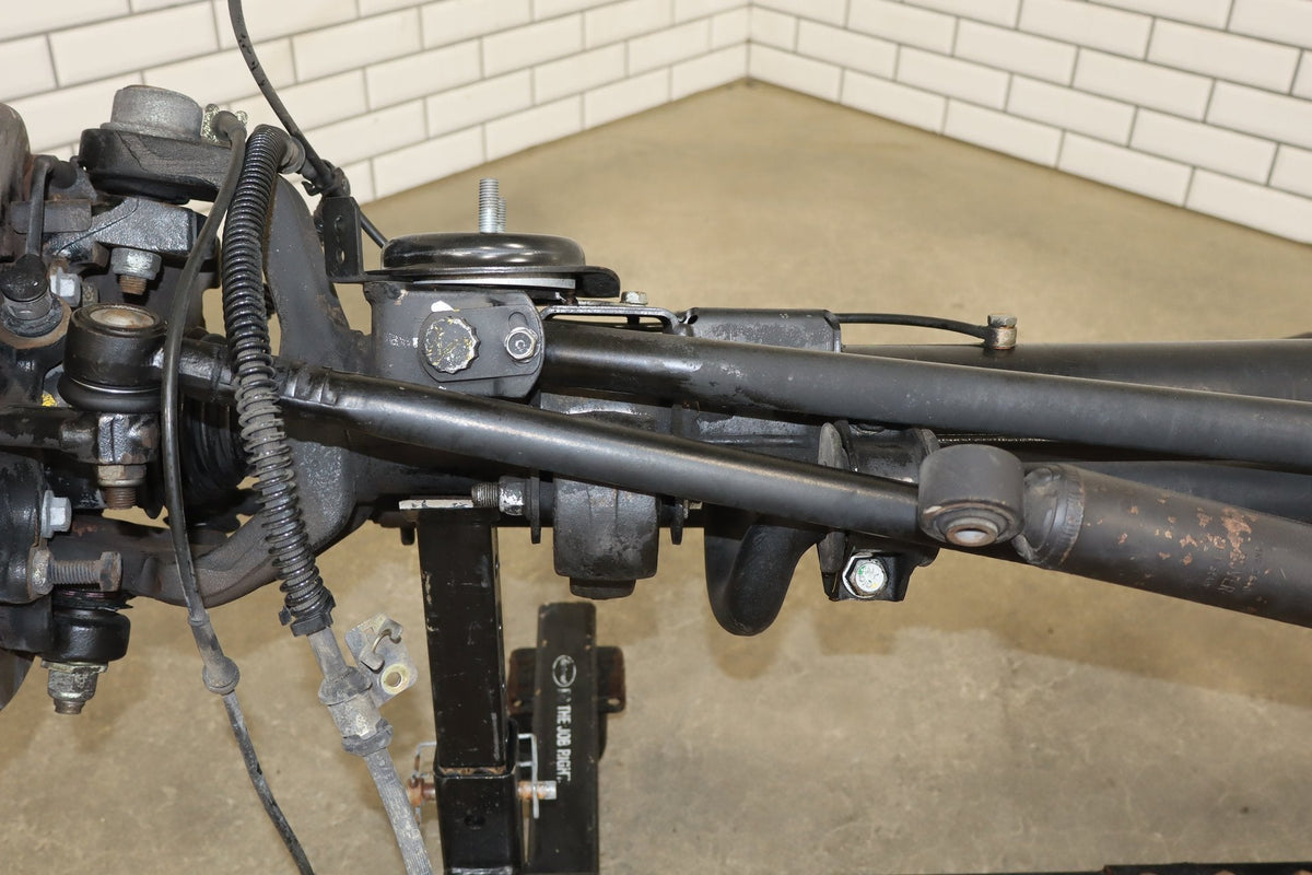 1998 Range Rover 4.6HSE P38 Complete Front Axle Assembly OEM