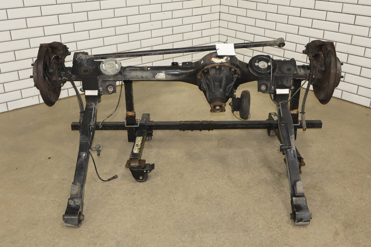 1998 Range Rover P38 4.6L Complete Rear Axle Assembly OEM 3.54 Ratio OEM