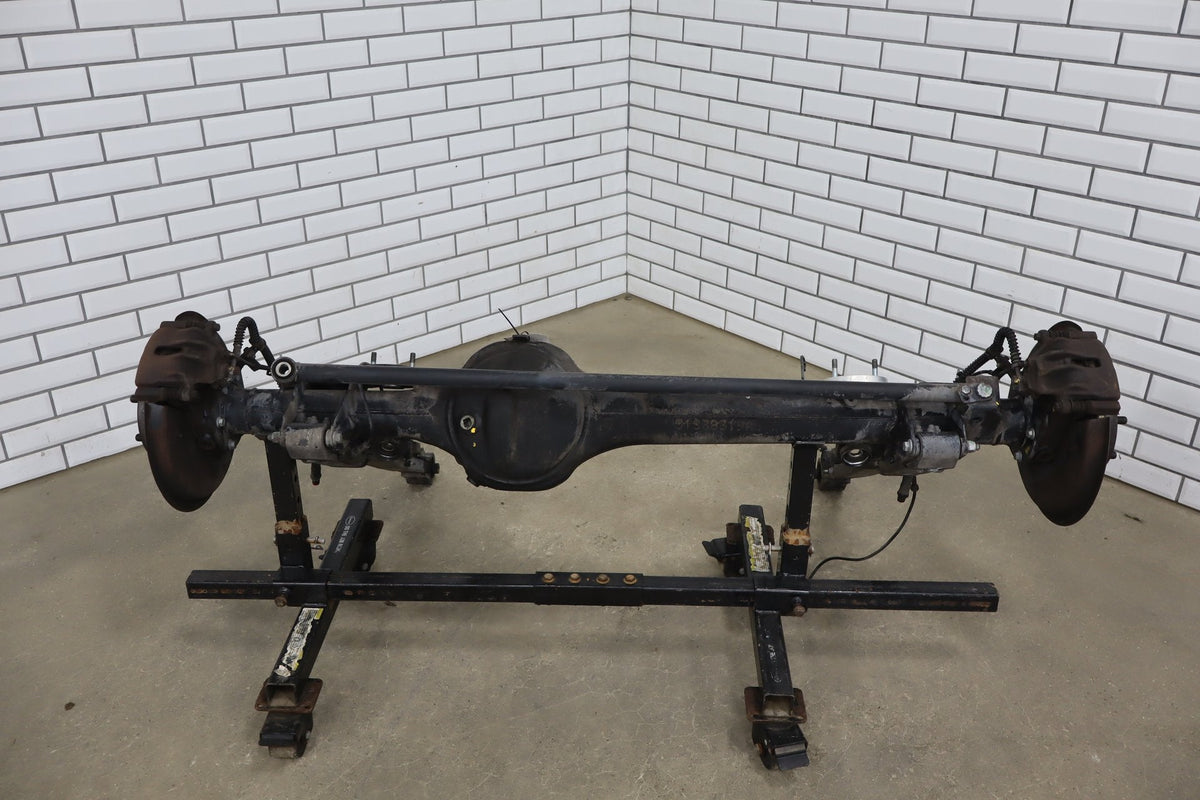 1998 Range Rover P38 4.6L Complete Rear Axle Assembly OEM 3.54 Ratio OEM