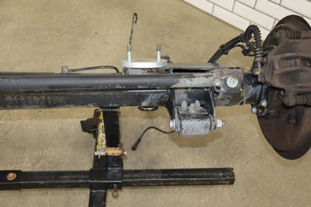 1998 Range Rover P38 4.6L Complete Rear Axle Assembly OEM 3.54 Ratio OEM