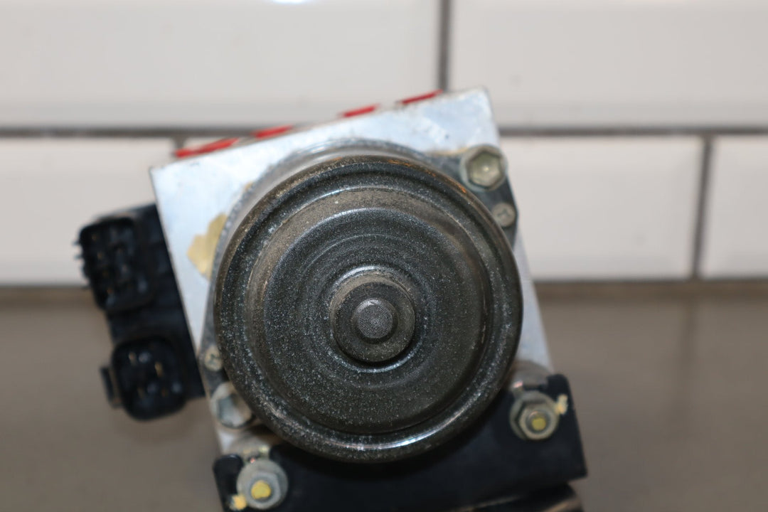 1998 Toyota 4Runner ABS Brake Unit OEM