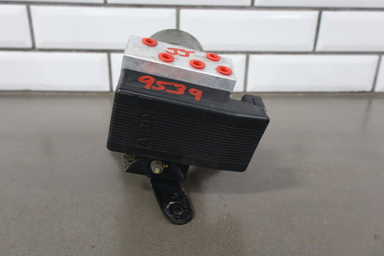 1998 Toyota 4Runner ABS Brake Unit OEM