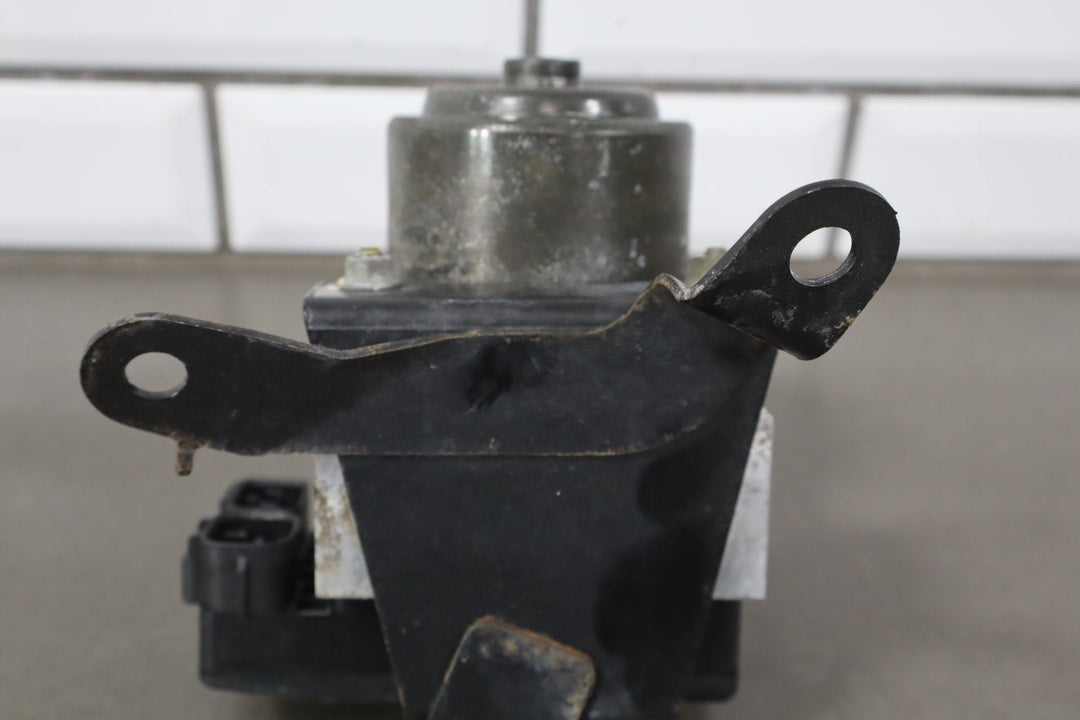 1998 Toyota 4Runner ABS Brake Unit OEM