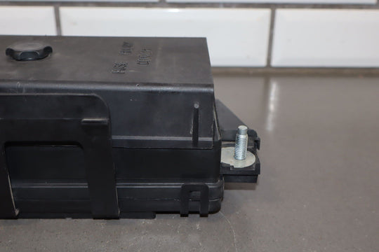 1999 - 2000 C5 Corvette OEM Cabin Fuse Relay Junction Box