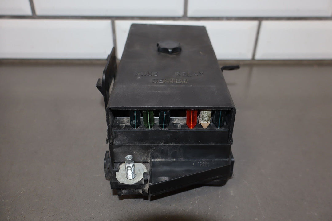 1999 - 2000 C5 Corvette OEM Cabin Fuse Relay Junction Box