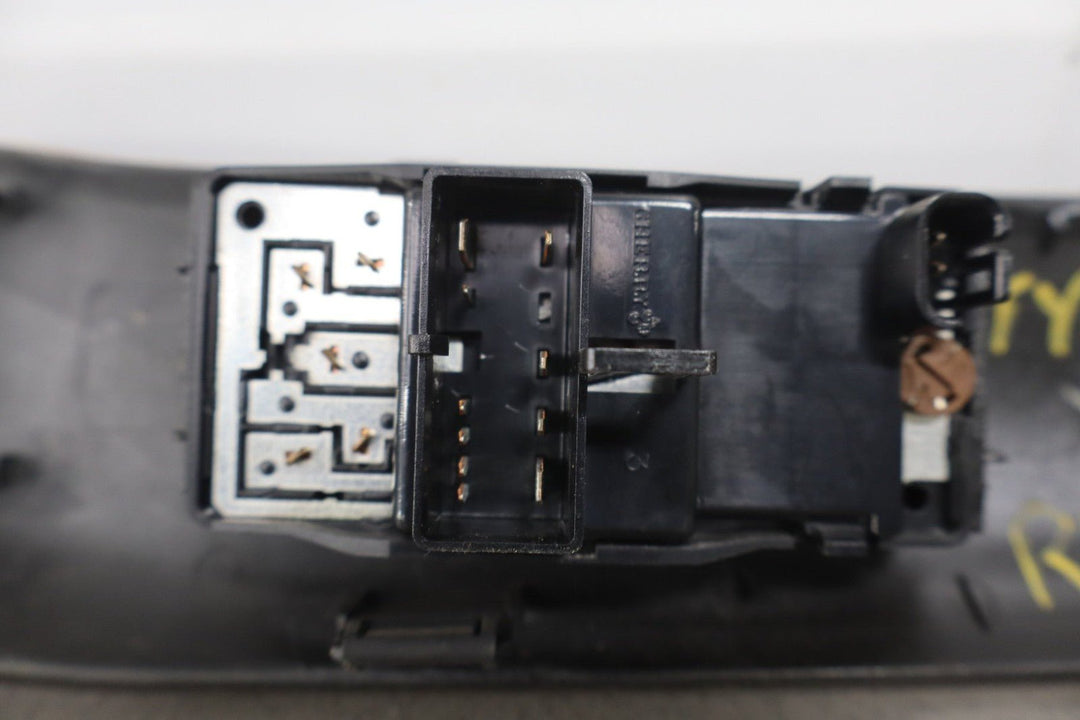 1999 - 2000 Cadillac Escalade GMT400 Woodgrain Front Window Switches Left/Right