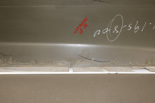 1999 - 2000 Cadillac Escalade Left Front Door Molding OEM