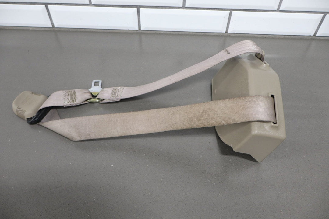 1999 - 2000 Cadillac Escalade Left Front Seat Belt Shale 52 12376731