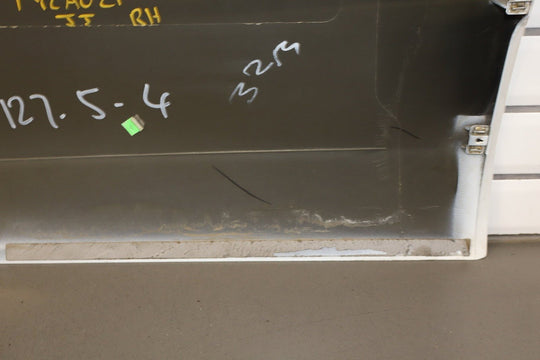 1999 - 2000 Cadillac Escalade Right Rear Door Molding OEM