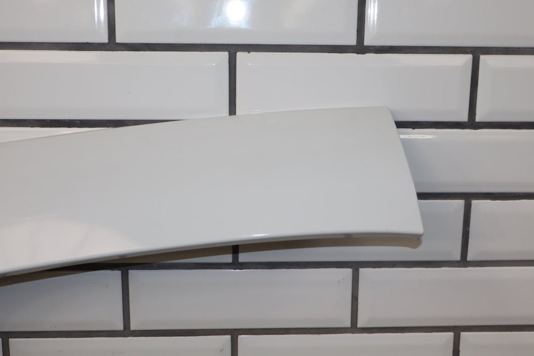 1999 - 2000 Cadillac Escalade Right Rear Wheel Arch Moulding OEM