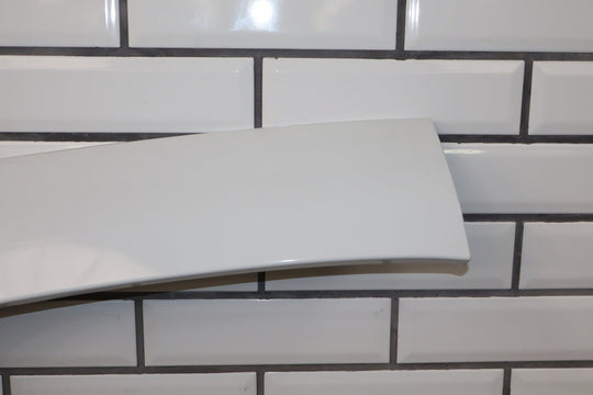 1999 - 2000 Cadillac Escalade Right Rear Wheel Arch Moulding OEM