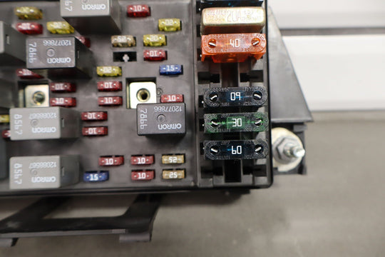 1999 - 2000 Chevy C5 Corvette OEM Cabin Fuse Relay Junction Box (12193792)