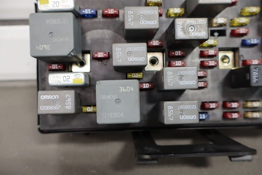 1999 - 2000 Chevy C5 Corvette OEM Cabin Fuse Relay Junction Box (12193792)