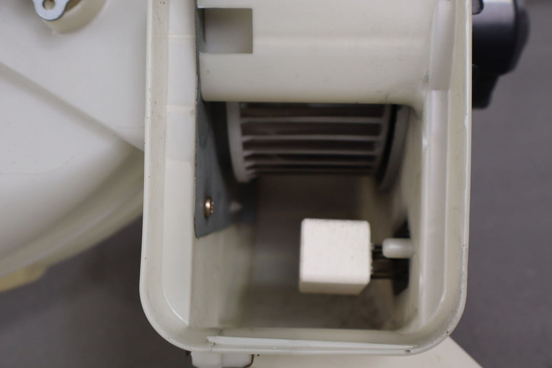 1999 - 2000 Mazda Miata NB HVAC Heater Housing W/ A/C Actuators & Blower Motor