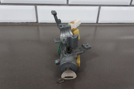 1999 - 2000 Mazda Miata NB (Manual Trans) 5 - Pc Ignition & Lock Cylinder Kit W/Key