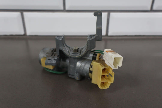 1999 - 2000 Mazda Miata NB (Manual Trans) 5 - Pc Ignition & Lock Cylinder Kit W/Key