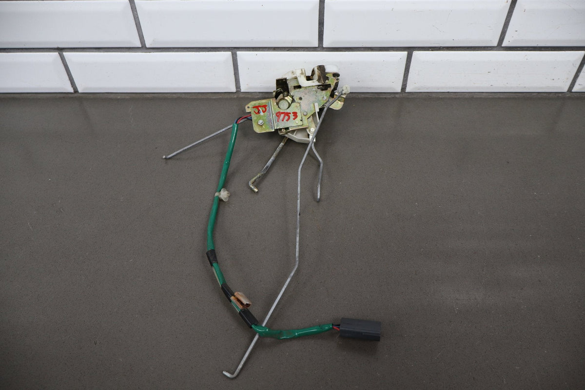 1999-2000 Mazda MX-5 Miata - Driver Door Latch