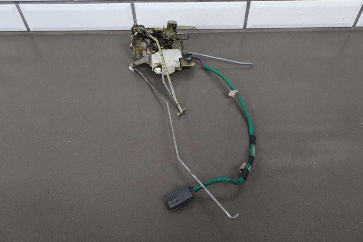 1999-2000 Mazda MX-5 Miata - Driver Door Latch