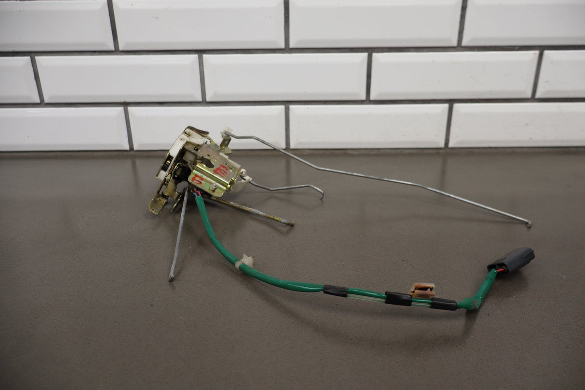 1999-2000 Mazda MX-5 Miata - Driver Door Latch